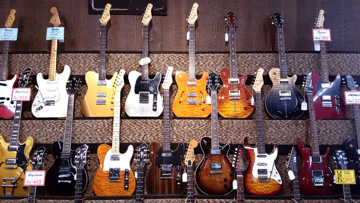 Michael Kelly 1950s, Patriot, and 1960s electric guitars at Arthur's Music Store Michael Kelly 1950s, Patriot, and 1960s electric guitars at Arthur's Music Store