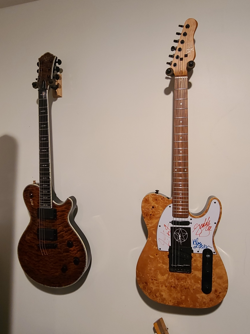 open photo of Early Patriot Premium EMG and late 50 Burst Ultra in a popup